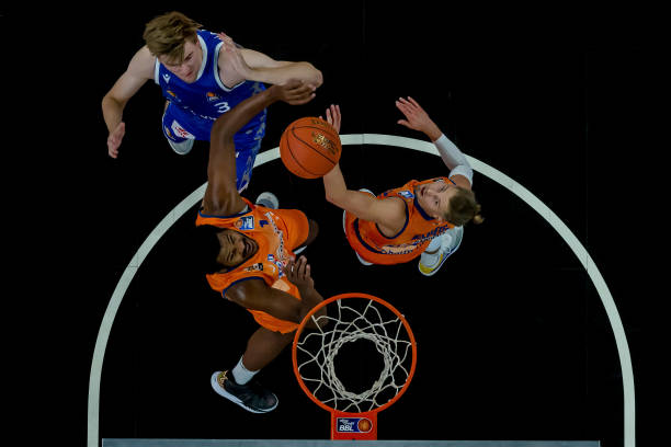 年的一场中 年的一场中